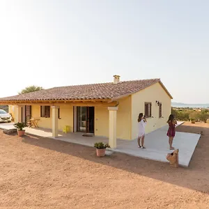 https://molti-mari-bb-resort.in-sardinia.net