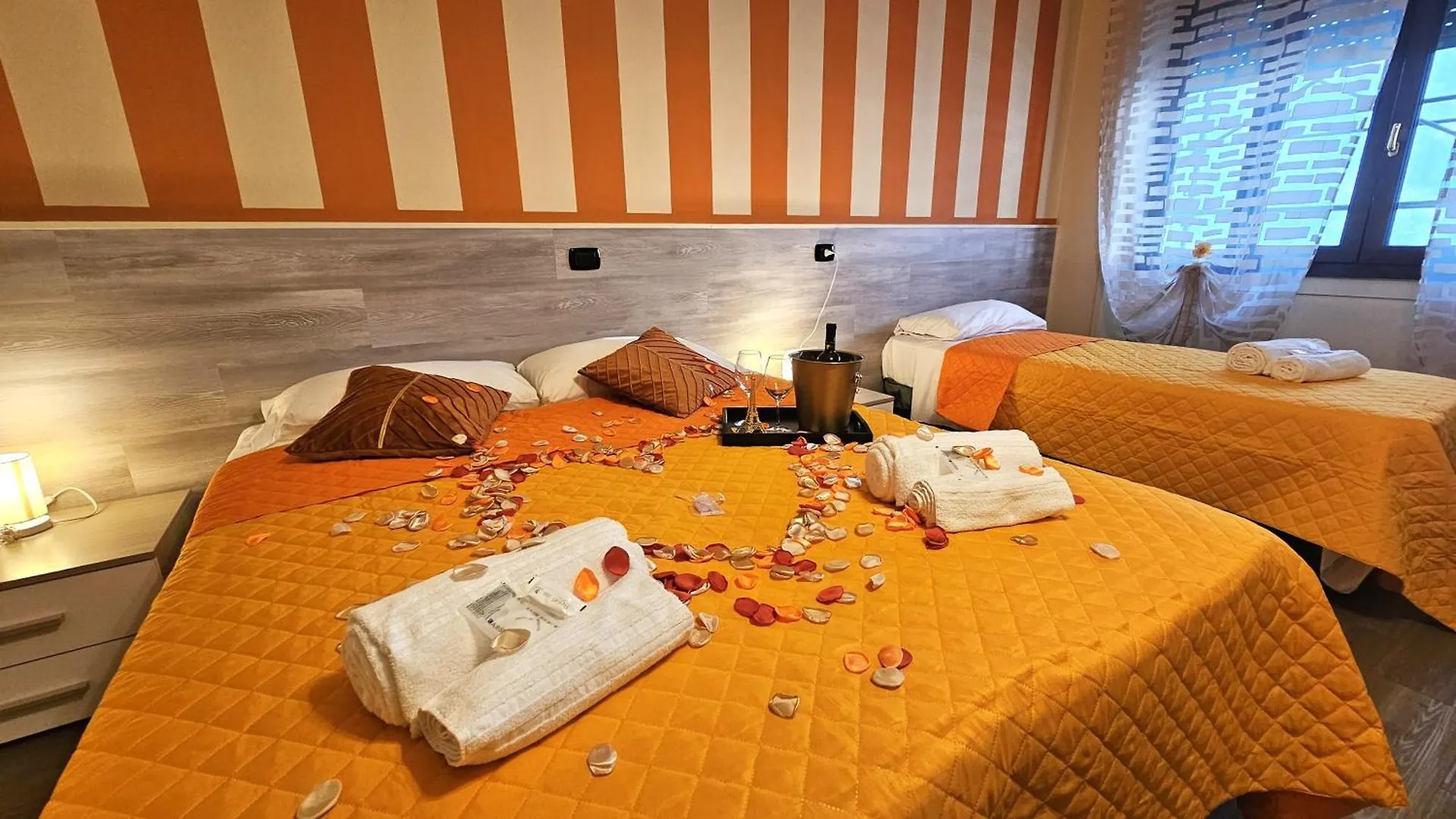 Opera Et Love Guest house